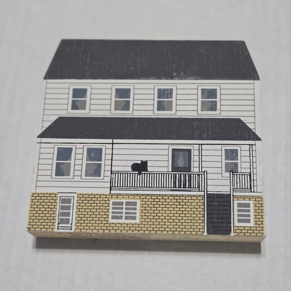 The Cat's Meow Ohio Amish Series - Jonas Troyer Home